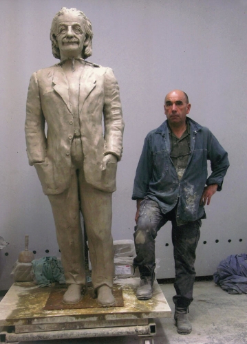 Einstein in Rinecker Proton Therapiecenter (München)