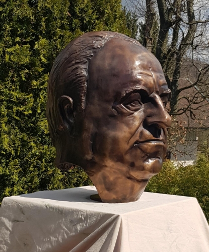 Helmut Kohl- Büste für das Konrad-Adenauer- Haus in Berlin